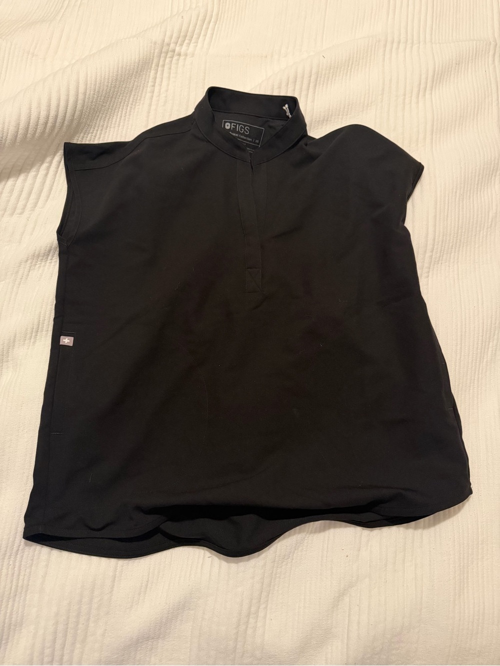 Figs Black Short-Sleeve Women's Performance Tee